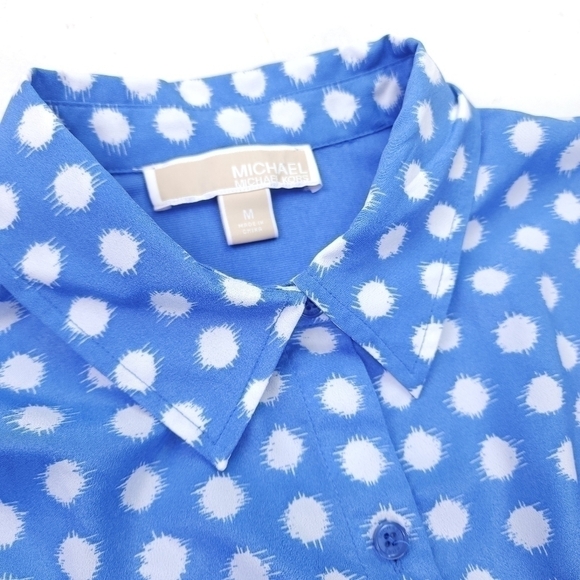 Michael Kors Baby Blue Dotted Button Down Top Sz M - Picture 5 of 12